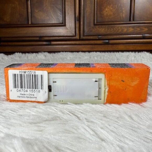 BOO Skulls Shimmering Resin Sculptural LED Standing Tabletop Lamp - Picture 7 of 8